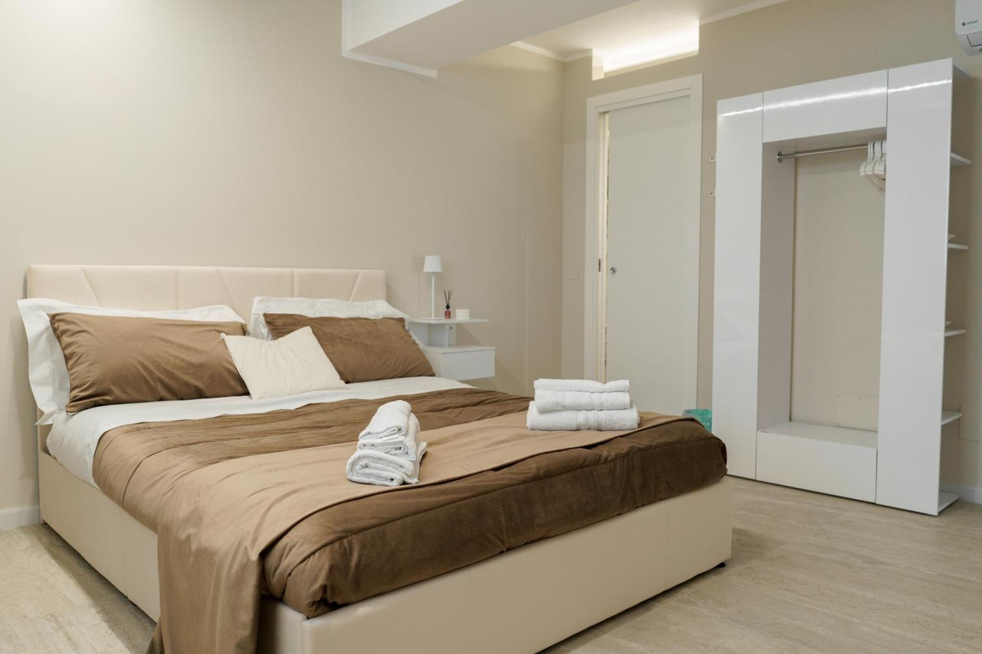My Place B&B Carini Esterno foto